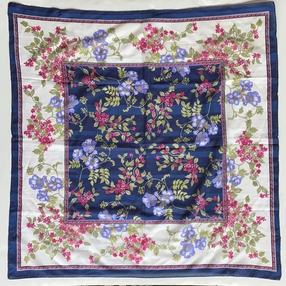 Navy Blue~White Floral 29” x 30” Scarf Italy - Picture 1 of 10